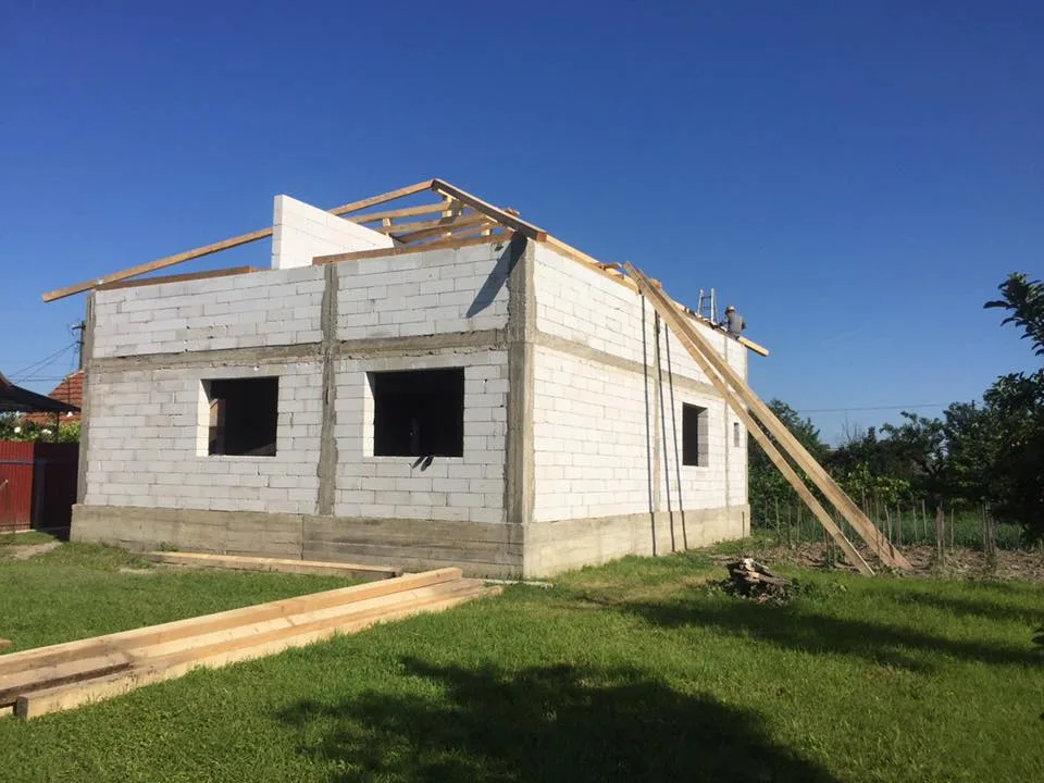 Casa de bca in constructie