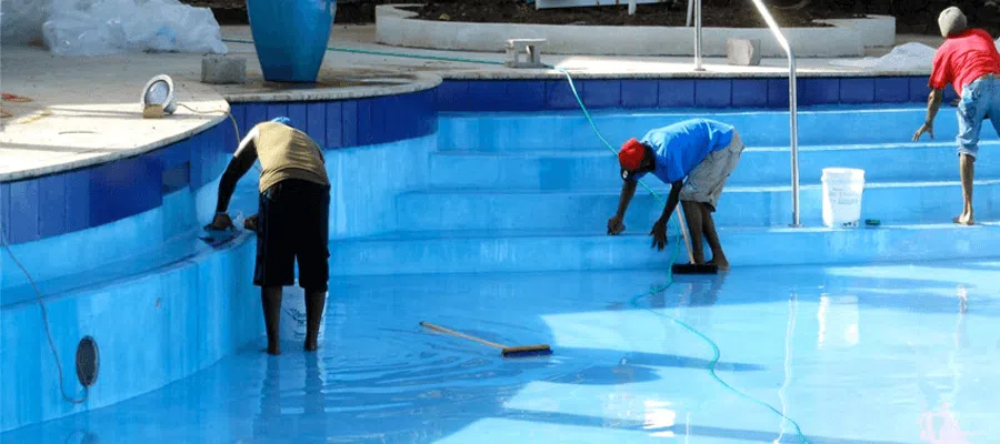 Servicii de întreținere piscină