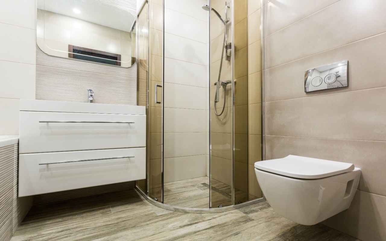 Dușul cu rigolă ghid complet pentru o baie modernă și funcțională - romstal.ro