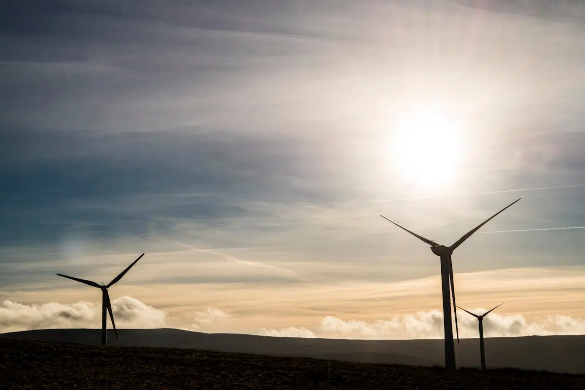 Scurtă comparație între energia solară și alte surse de energie regenerabilă - romstal.ro